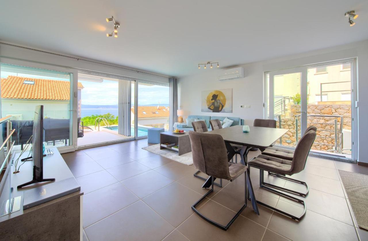 Villa Solis Lacus Modern Apartment - Private Heated Pool - Smart Tv Sky X - Free Parking Нивице Екстериор снимка