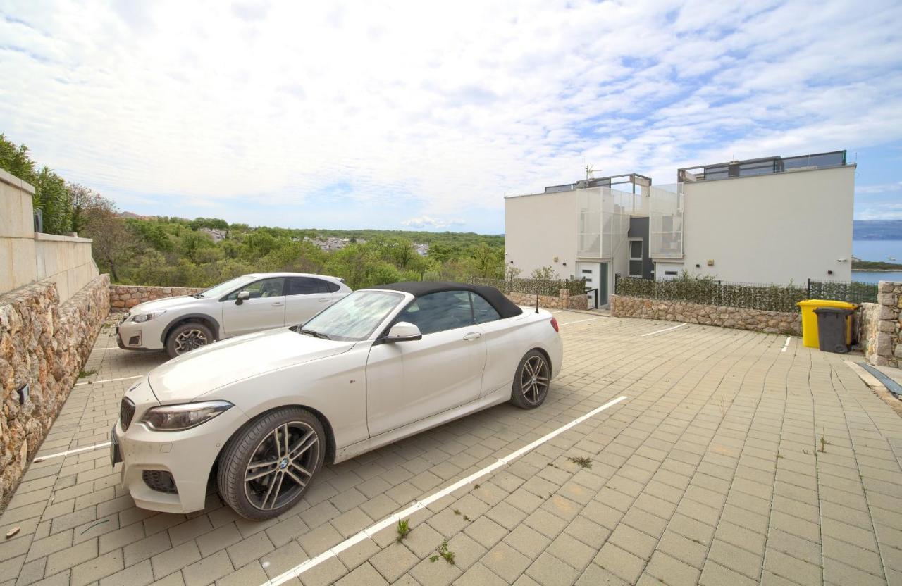 Villa Solis Lacus Modern Apartment - Private Heated Pool - Smart Tv Sky X - Free Parking Нивице Екстериор снимка